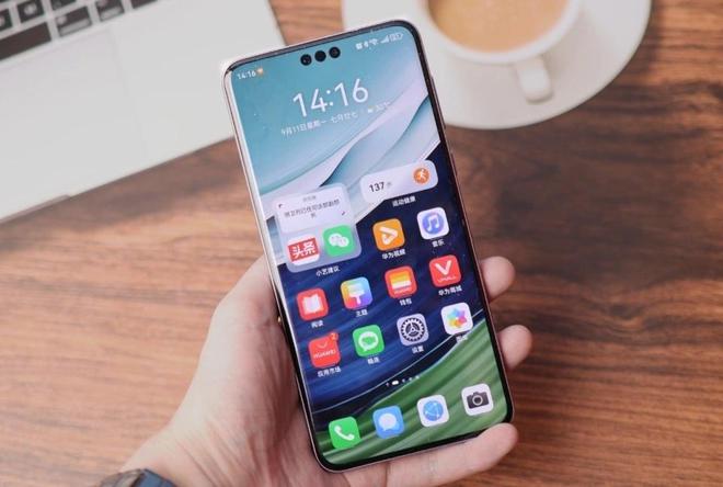為什么有人寧愿買華為Mate60Pro也不買Mate70？六
